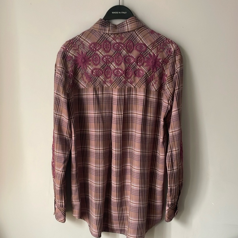 Johnny Was Workshop Button Up Plaid Embroidered S… - image 5